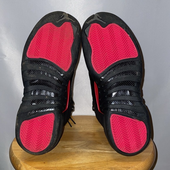 Air Jordan 12 Retro (Black & Pink) - Picture 8 of 8
